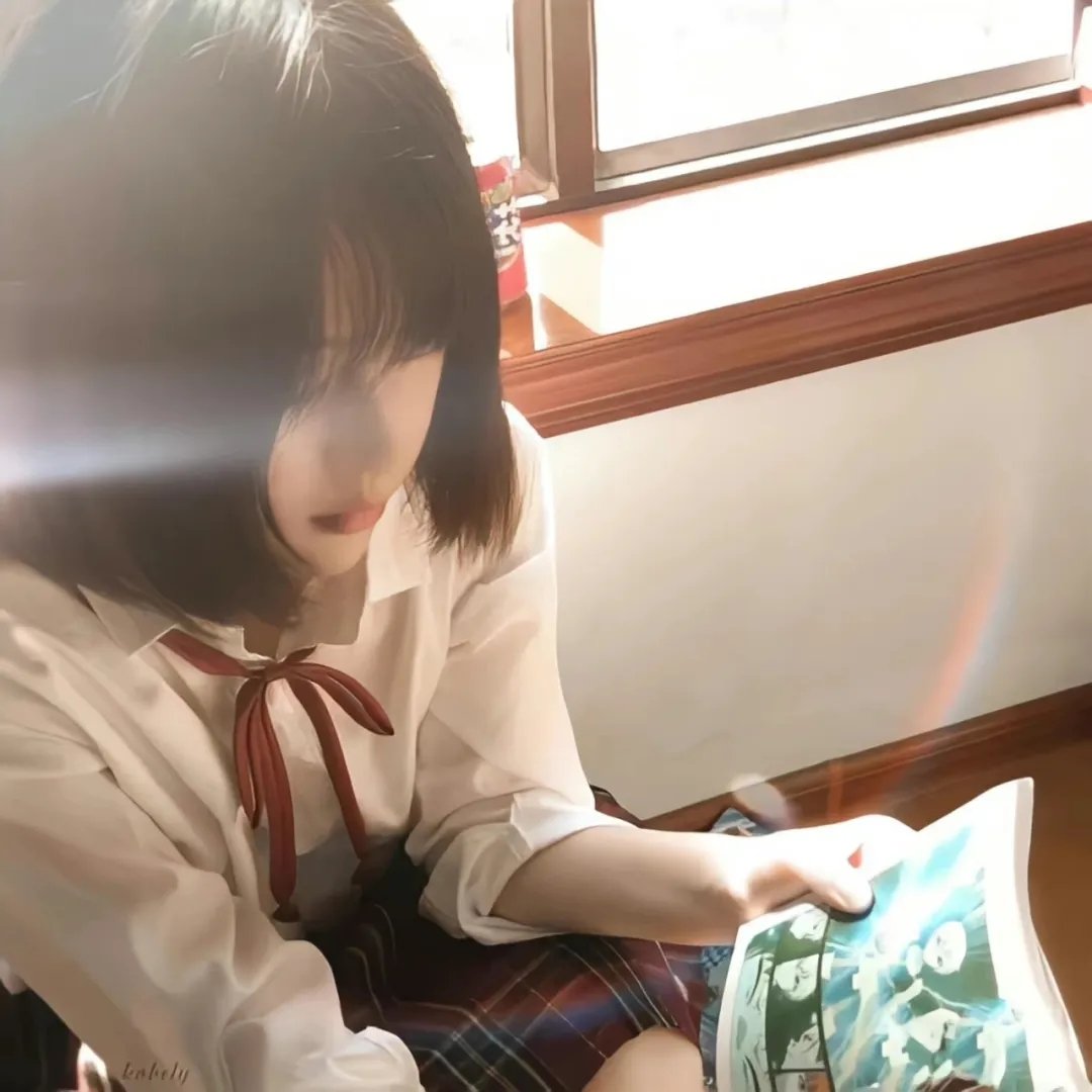 三女性